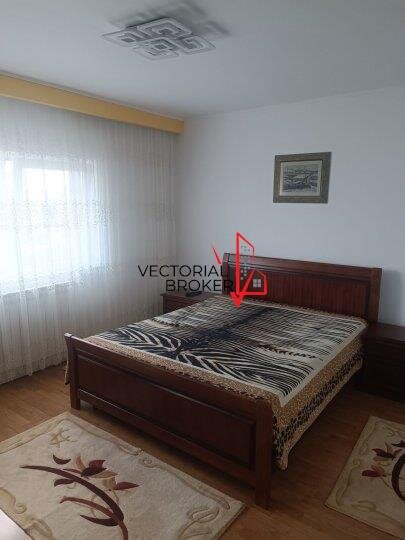 Basarabia, Costin Georgian, 2 camere, et. 5, 62 mp, centrala, renovat,