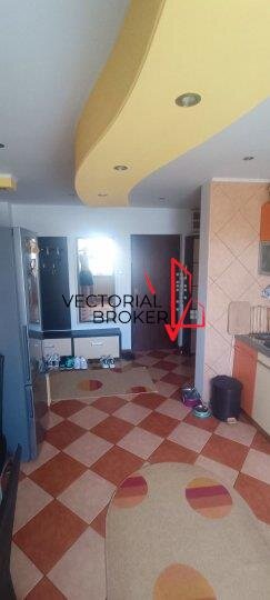 Basarabia, Costin Georgian, 2 camere, et. 5, 62 mp, centrala, renovat,